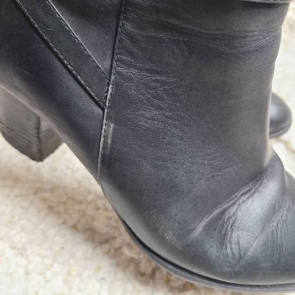 Vionic Upton Black Leather Ankle Boots size 11 - Picture 2 of 13